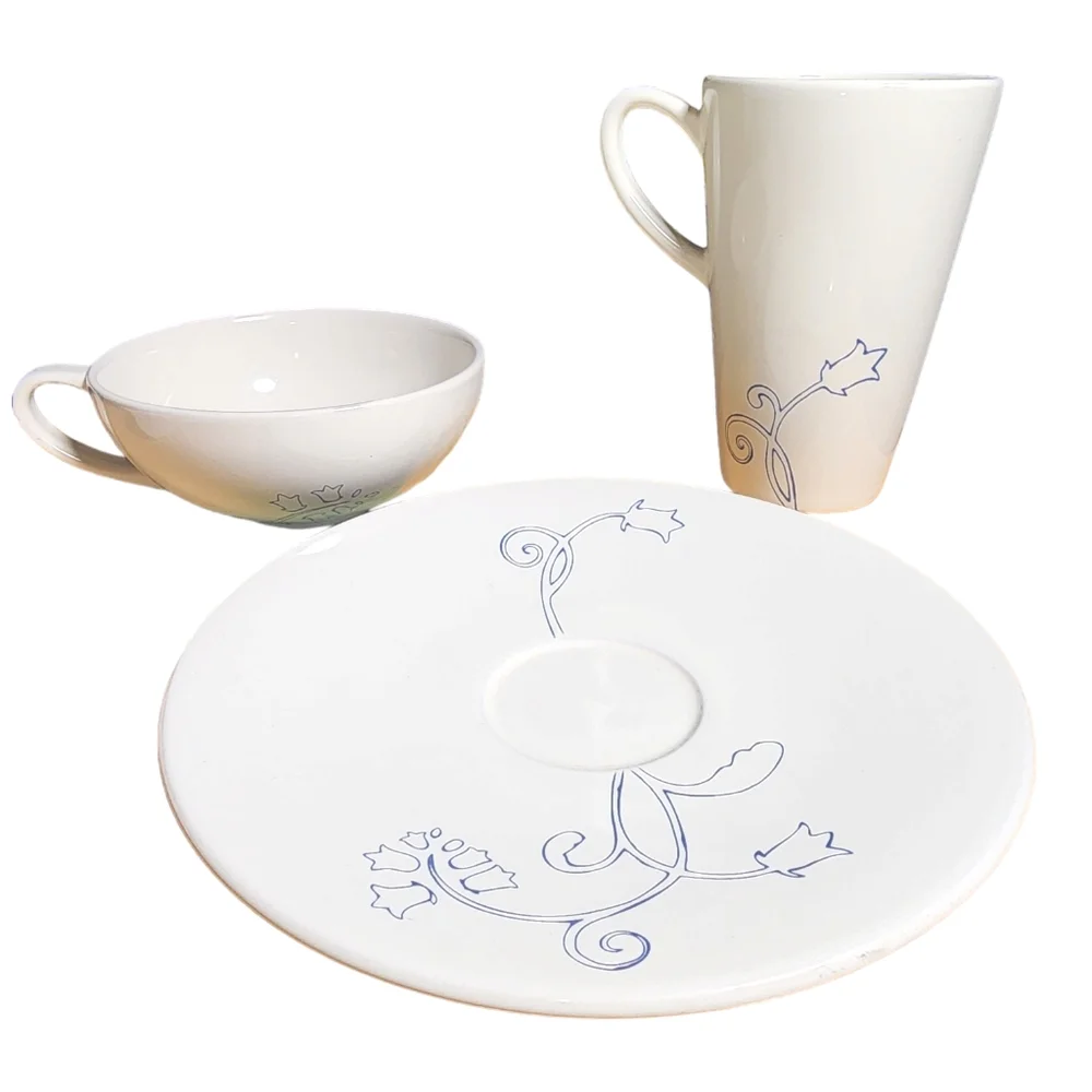Ikea Of Sweden #10866 Ivory and Blue Floral Vine‎ Motif 3 Piece Dish Set